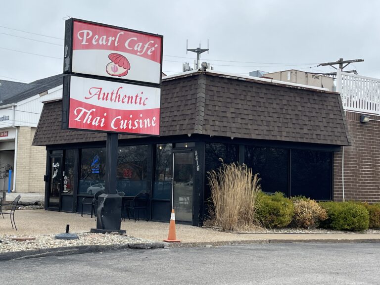 Pearl Cafe in Florissant Reopens After Summer Vacation